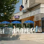 公寓 维斯特玛公寓酒店 *